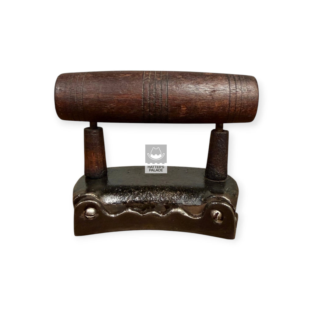 Vintage 5/8" Curling Shackle